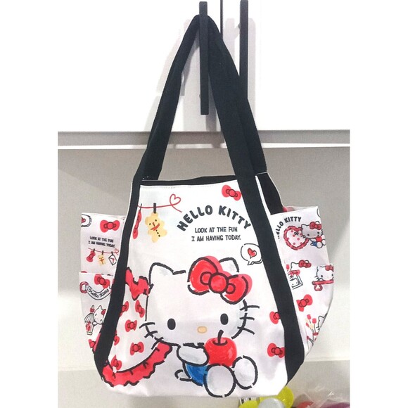 Hello Kitty balloon bag